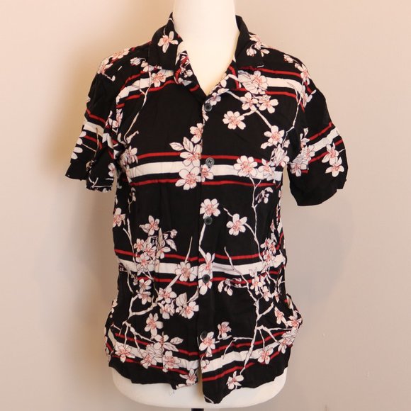 🌴3 for $20🌴 Tropical Patterned Collared Shirt - Picture 1 of 9